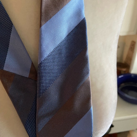 Kenneth Cole Reaction - Picture 2 of 4